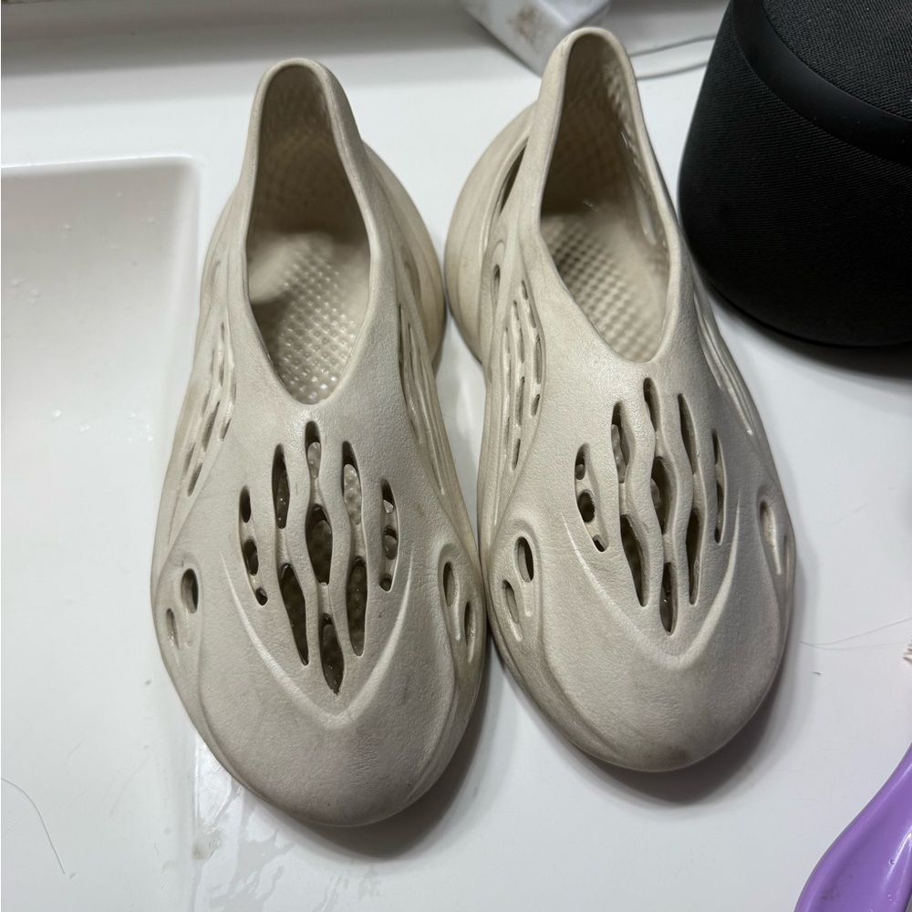 Yeezy Cream Women's Slippers